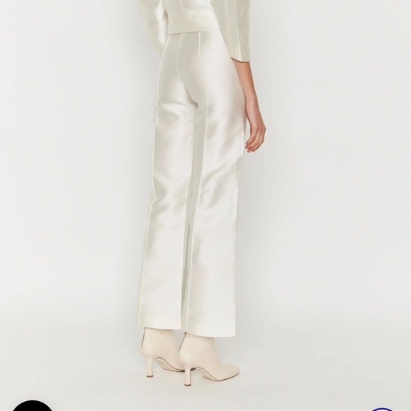 Yoshimoto Pant in Smart White - Picture 3 of 4